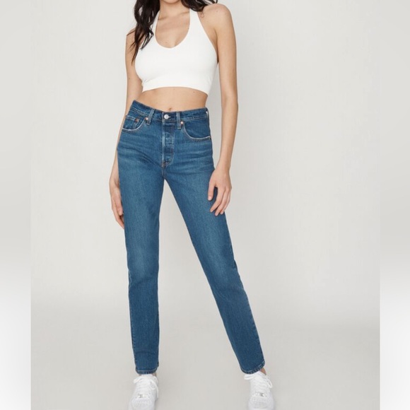 Levi’s Skinny Jeans - Picture 2 of 9